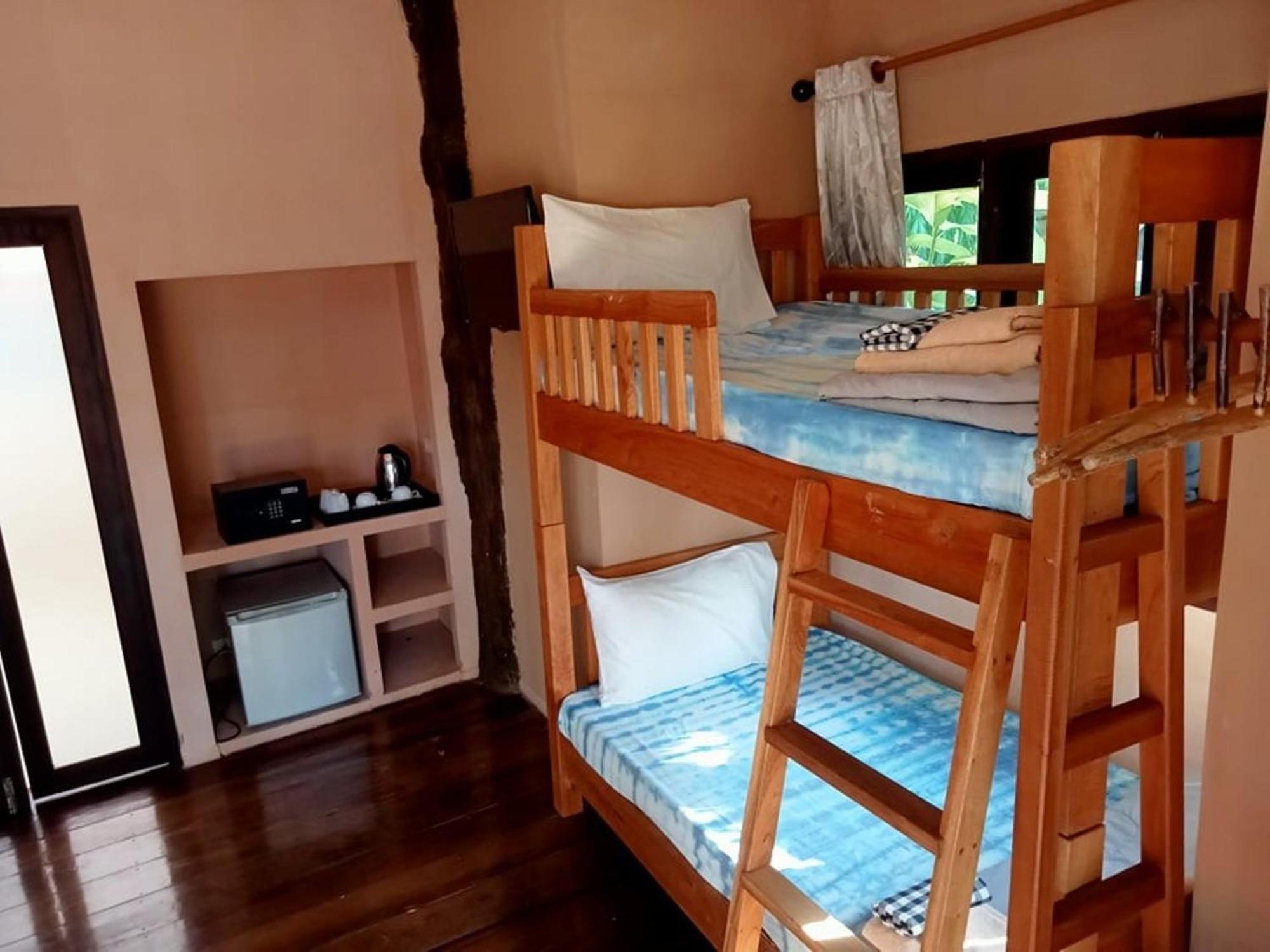 Thapwarin Resort - Green Hotel Ко Нгай Стая снимка